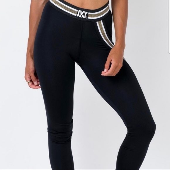 IVY PARK Pants - NWT Ivy Park Leggings-Medium